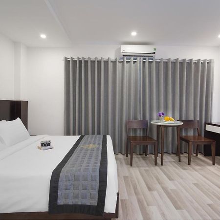 Aoa Danang Beach Hotel Екстер'єр фото